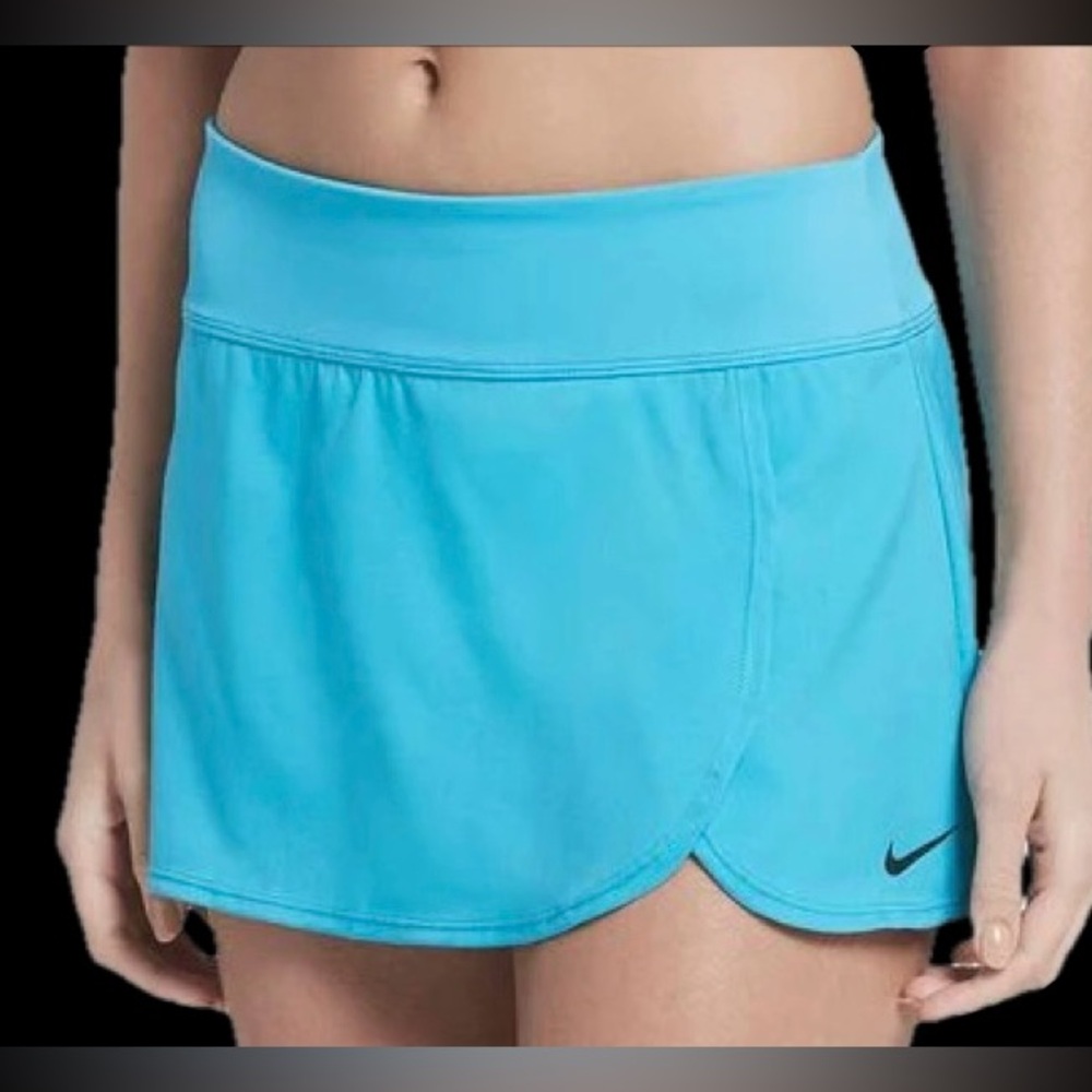 Nike Essentials Swim Boardskirt in Vibrant Turquoise
